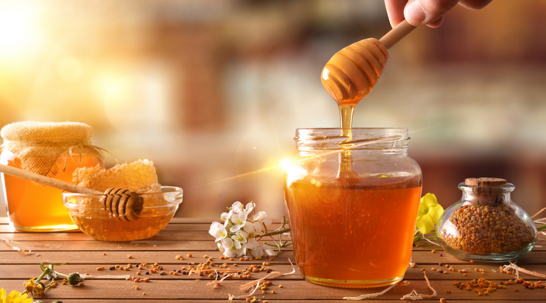 Why Raw Honey Deserves a Spot in Your Skincare Routine—Especially If You Want That Glow